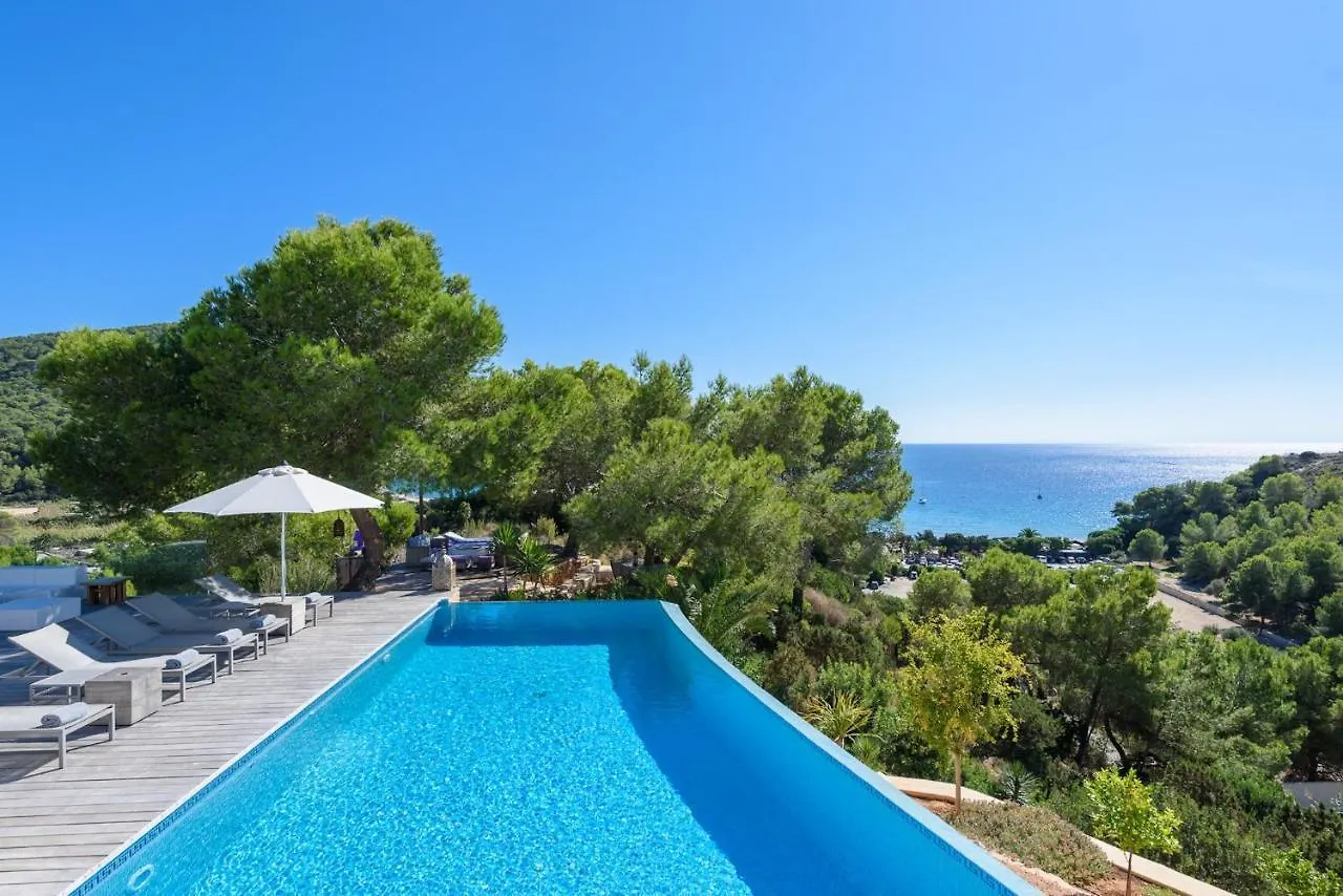 Exquisite Ibiza Home I Jaw Dropping Sea Views I Casa Blanca Jondal I 4 Bedrooms I Gym I Outdoor Kitchen I San Jose 0*, San José إسبانيا